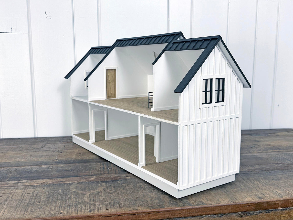 The Abilene: Modern Farmhouse Kit in 1:24 Scale