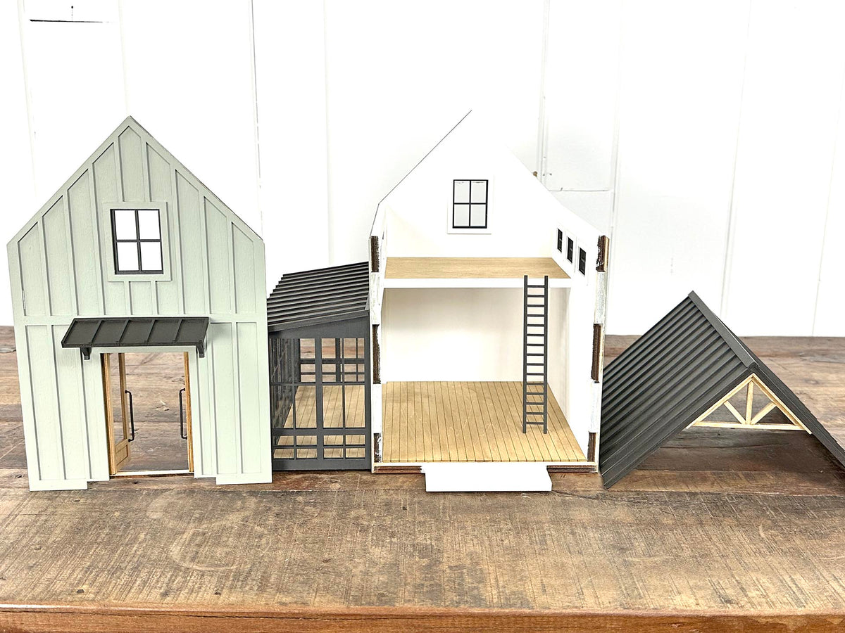 The Potter: Outdoor Loft Kit in 1:24 Scale